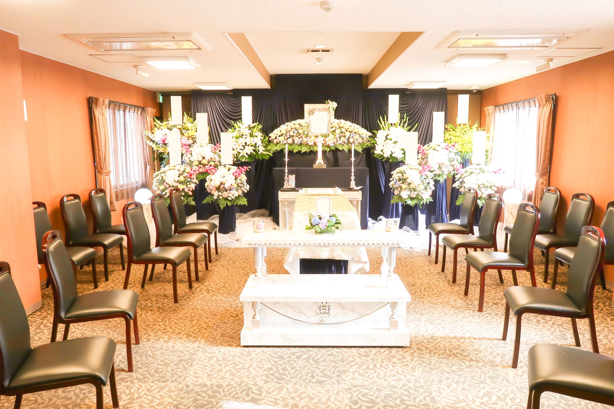 森の風ホール府中の内観